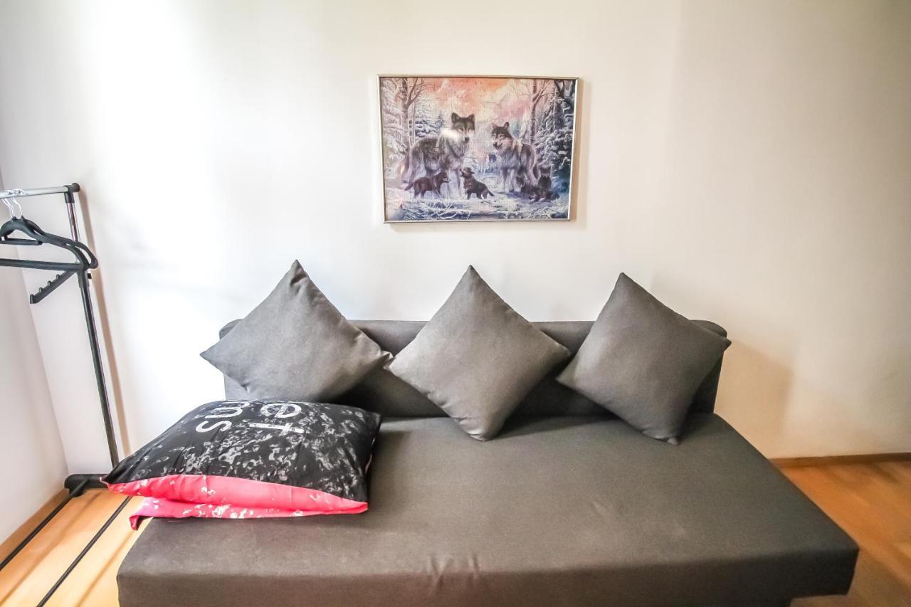 Private Room In Shared Apartment Pr6ウィーン エクステリア 写真